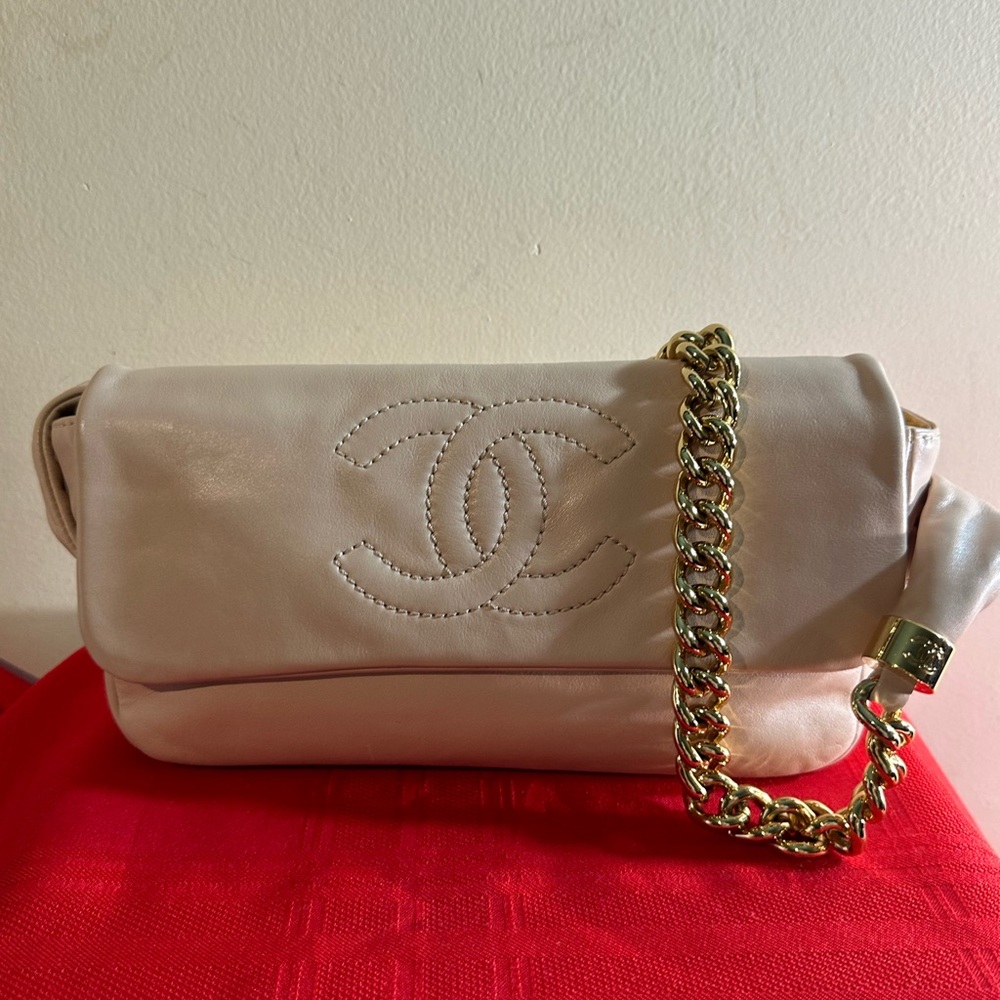 Chanel Preown Authentic Flap Lambskin Beige Handbag - Picture 10 of 11